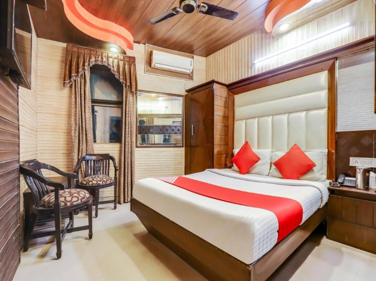 Hotel Roma Deluxe - New Delhi Railway Station ภายนอก รูปภาพ