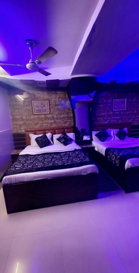 Hotel Roma Deluxe - New Delhi Railway Station ภายนอก รูปภาพ